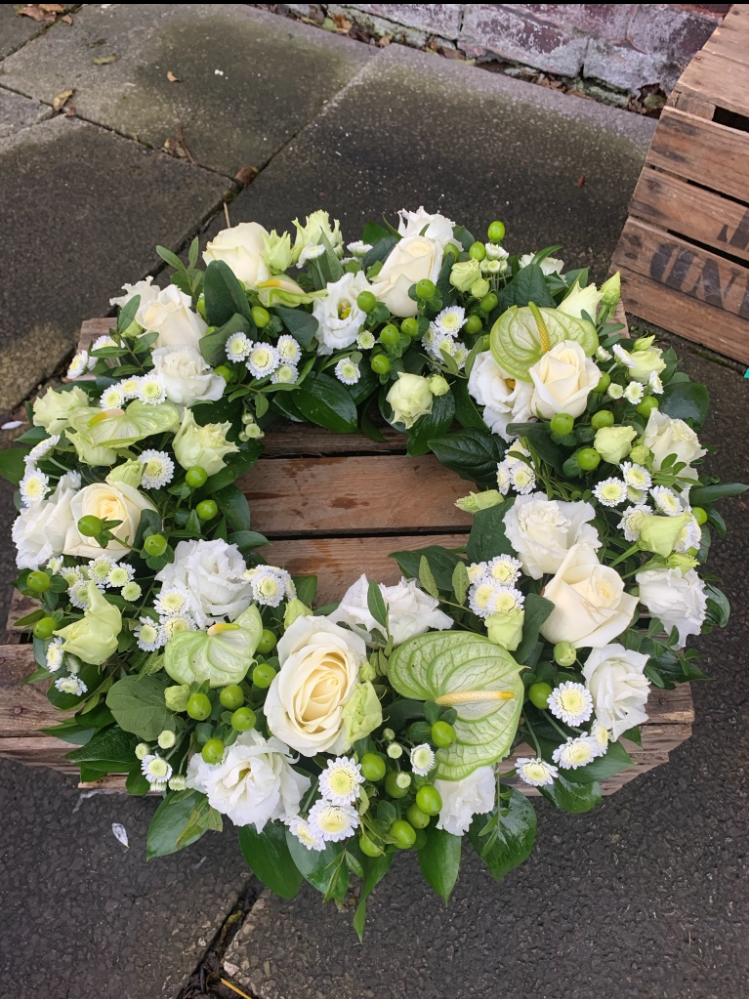 Classic white open ring wreath
